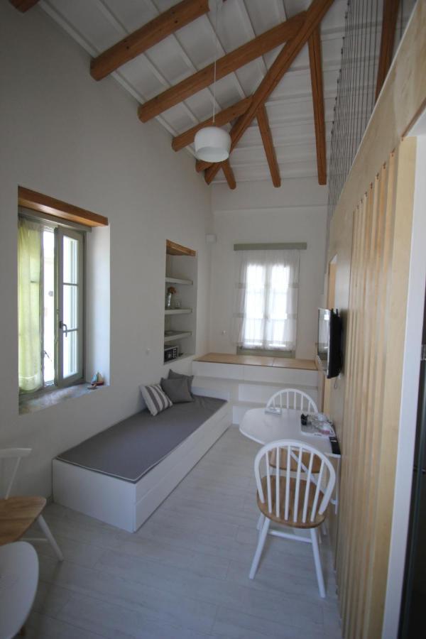 L Anima Boutique Suites Skiathos-Stadt Exterior foto