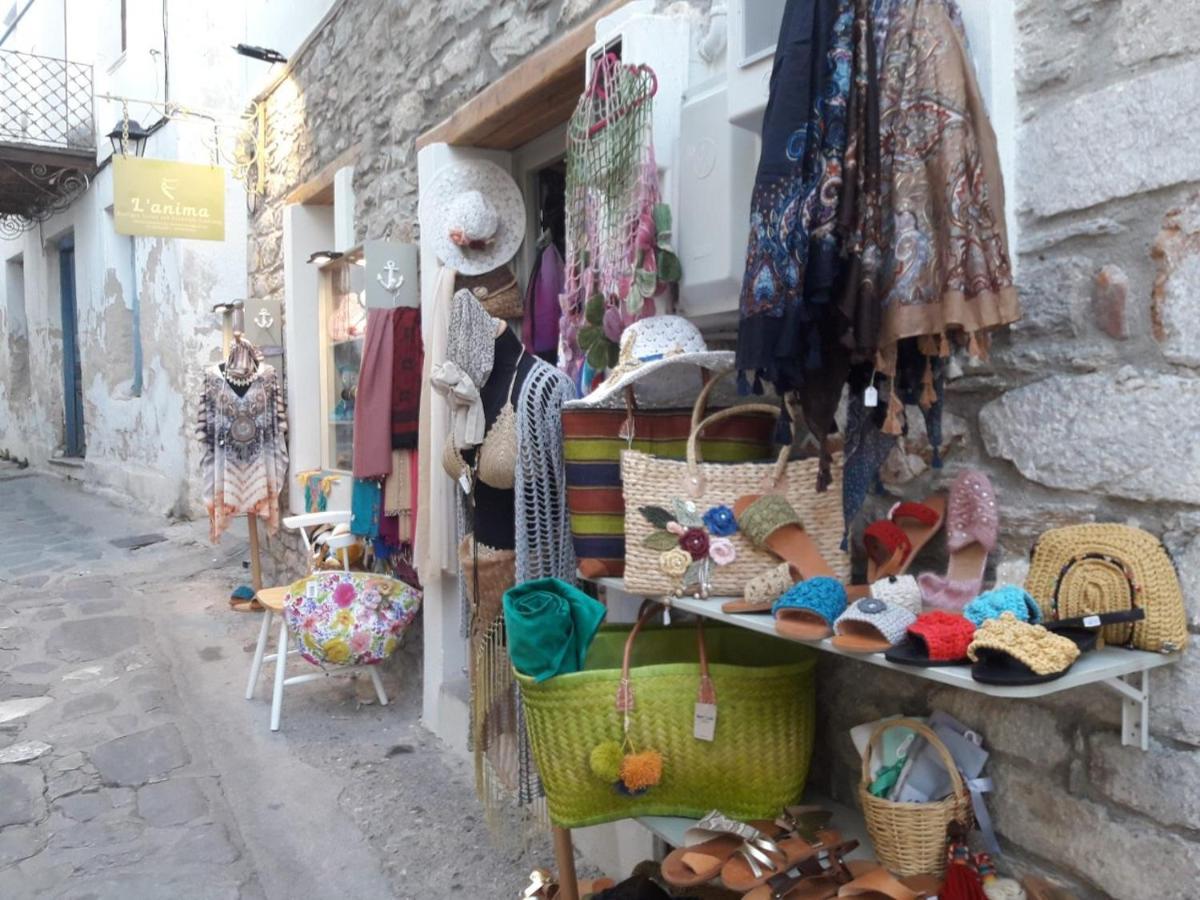 L Anima Boutique Suites Skiathos-Stadt Exterior foto